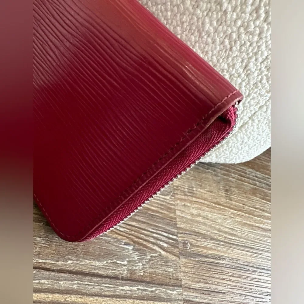 Louis Vuitton Epi leather wallet - Picture 7 of 14